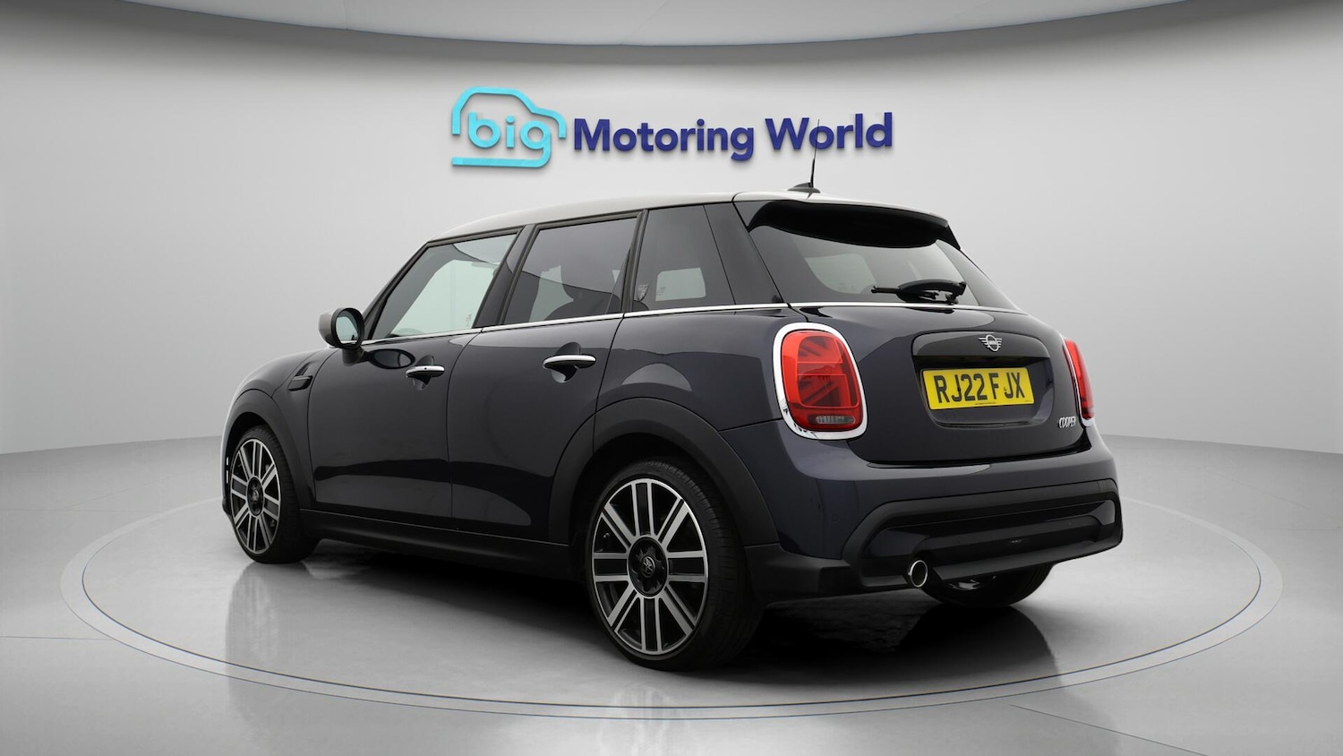 Used MINI Hatch 2022 for sale - 76432907: Photo 6