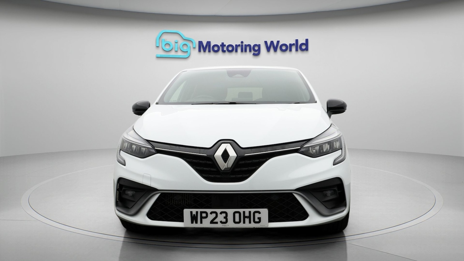 Used Renault Clio 2023 for sale - 78186242: Photo 2