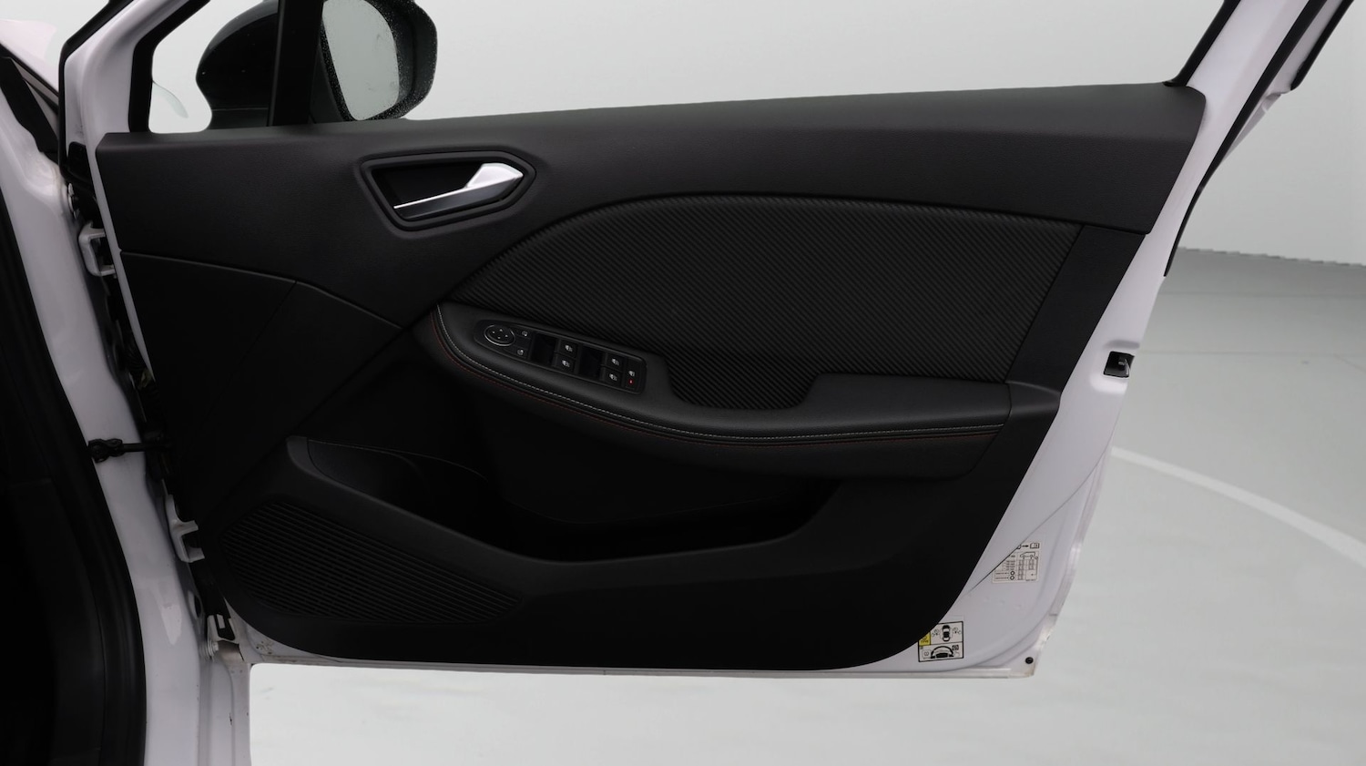 Used Renault Clio for sale - 78186349: Photo 15