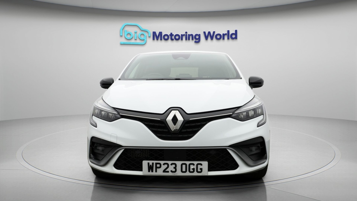 Used Renault Clio for sale - 78186349: Photo 2