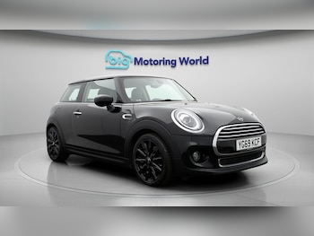 Used MINI Hatch 2019 for sale - 79508368: Photo