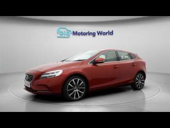 Used Volvo V40 2019 for sale - 75175379: Photo