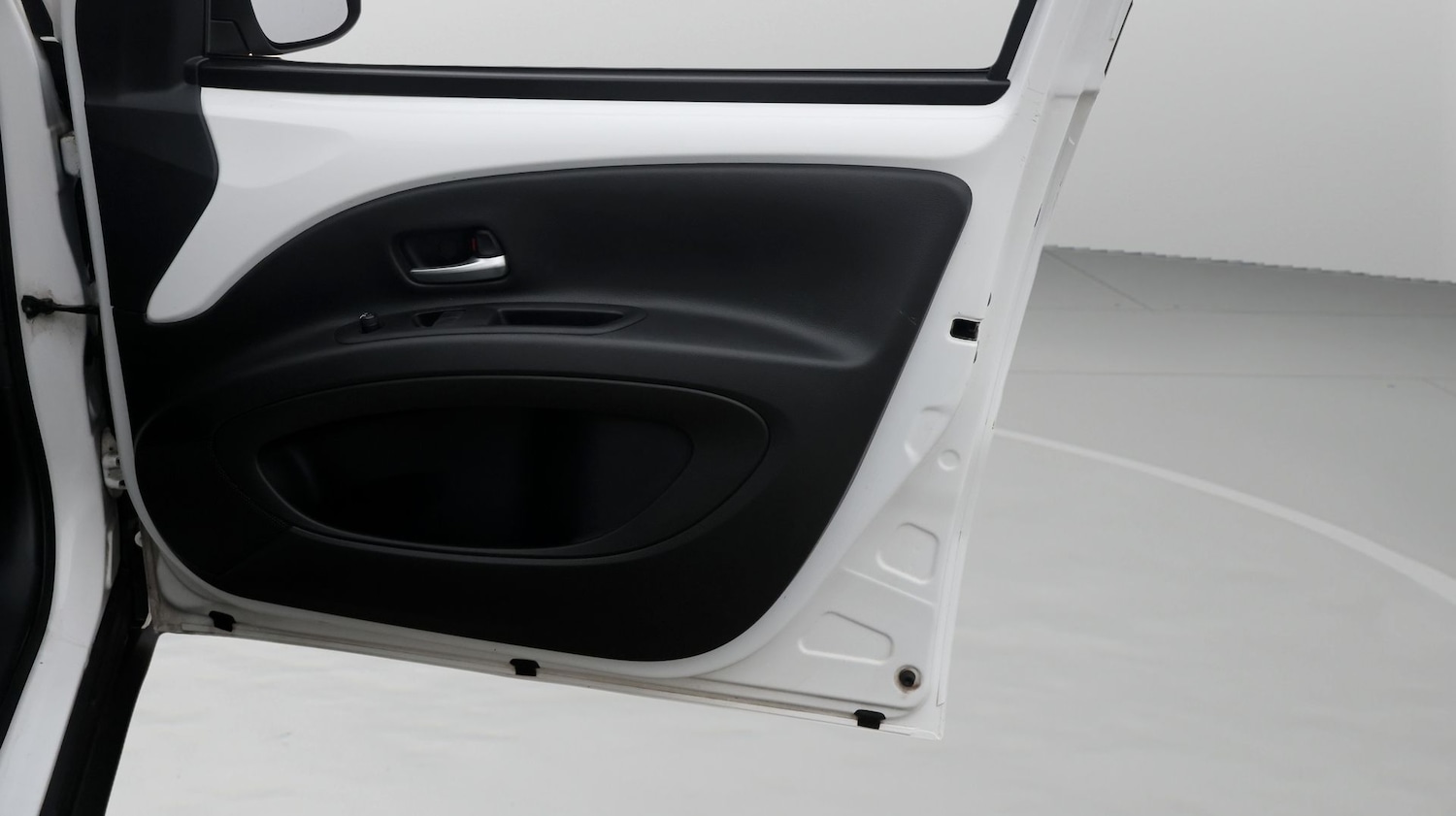 Used Toyota Aygo X 2022 for sale - 77446921: Photo 15