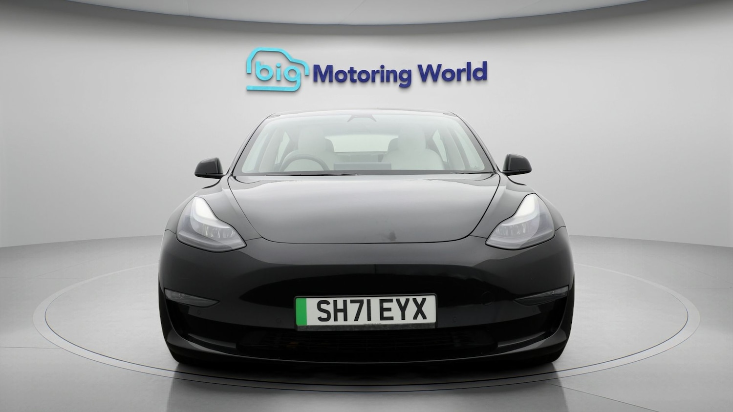 Used Tesla Model 3 for sale - 77940931: Photo 2
