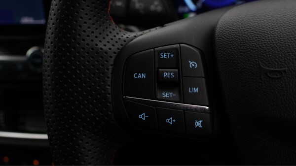 Used Ford Puma 2024 for sale - 76295423: Photo 23
