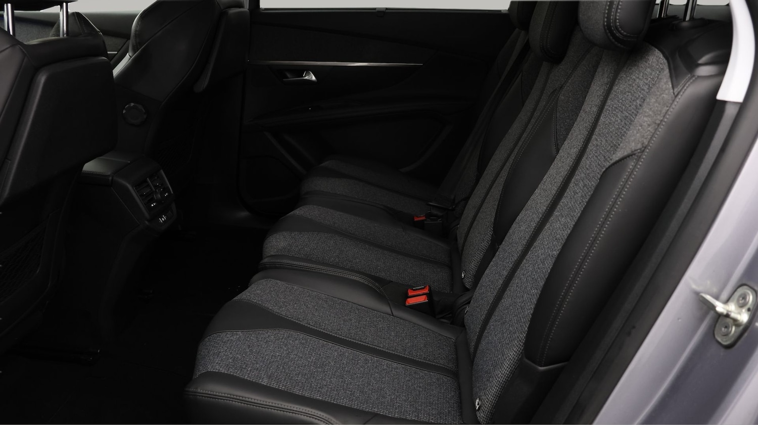 Used Peugeot 5008 2018 for sale - 77377901: Photo 16