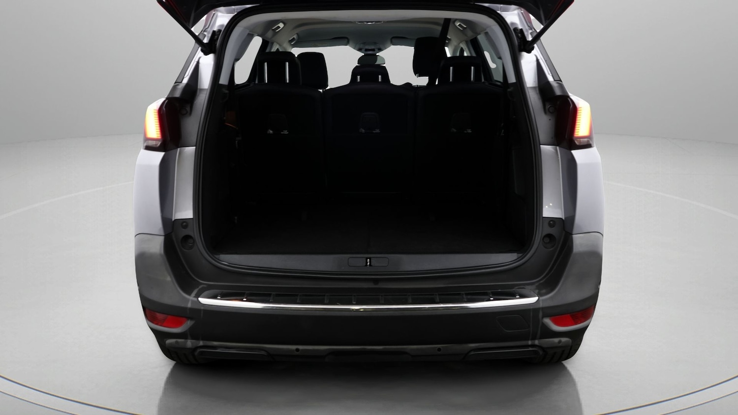 Used Peugeot 5008 2018 for sale - 77377901: Photo 17