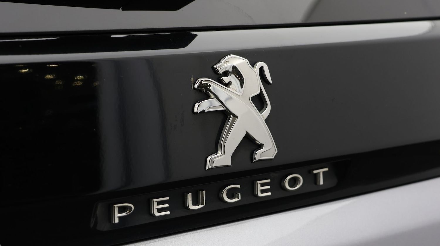 Used Peugeot 5008 2018 for sale - 77377901: Photo 20
