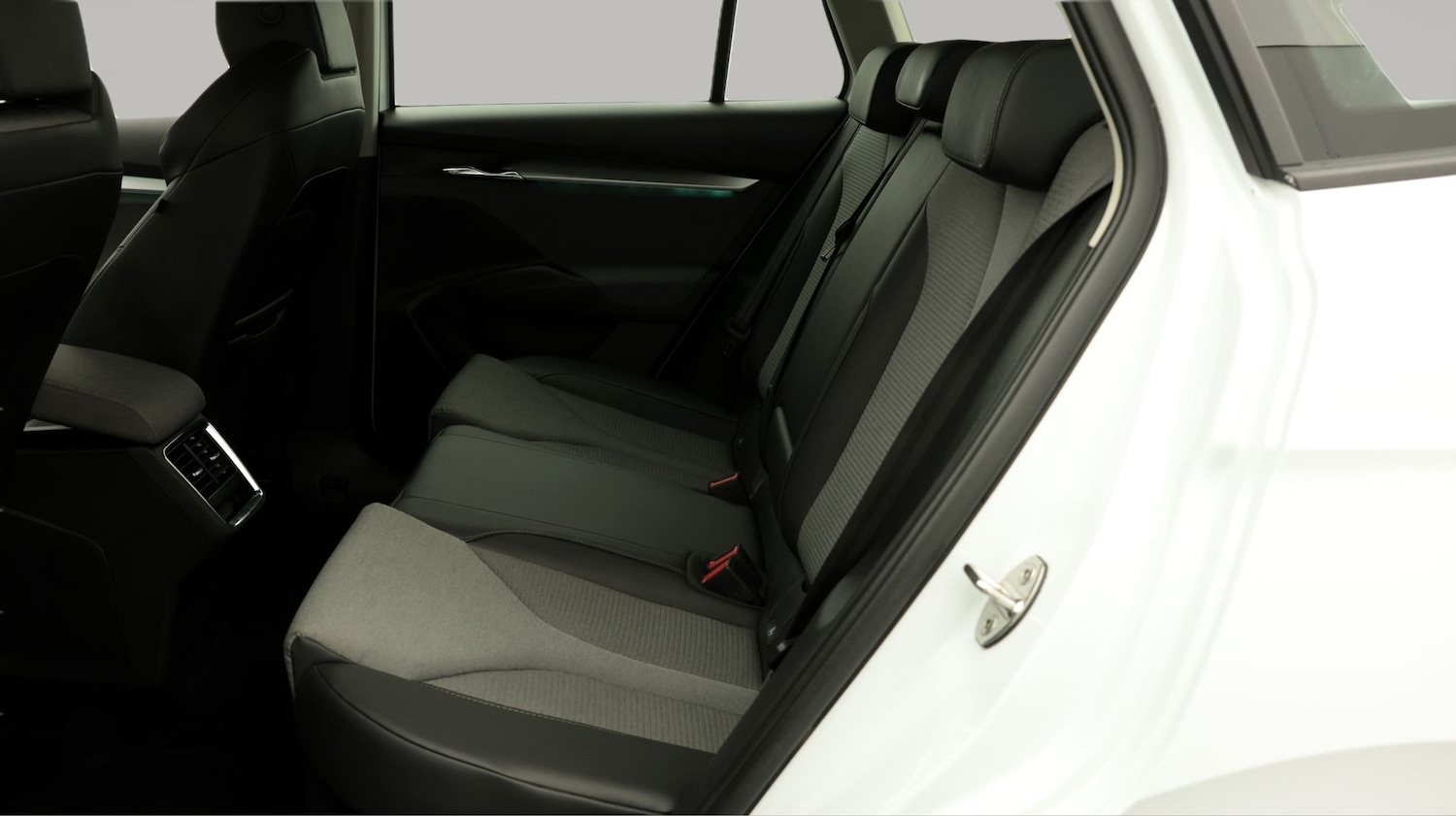 Used Skoda Enyaq 2022 for sale - 77749717: Photo 16