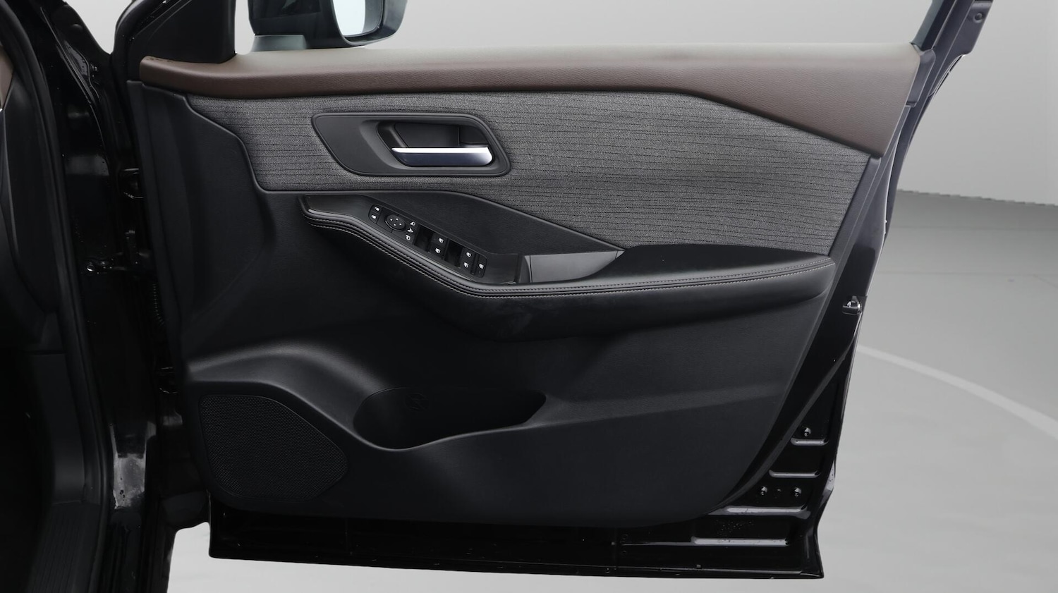 Used Nissan X-Trail 2024 for sale - 76613068: Photo 16