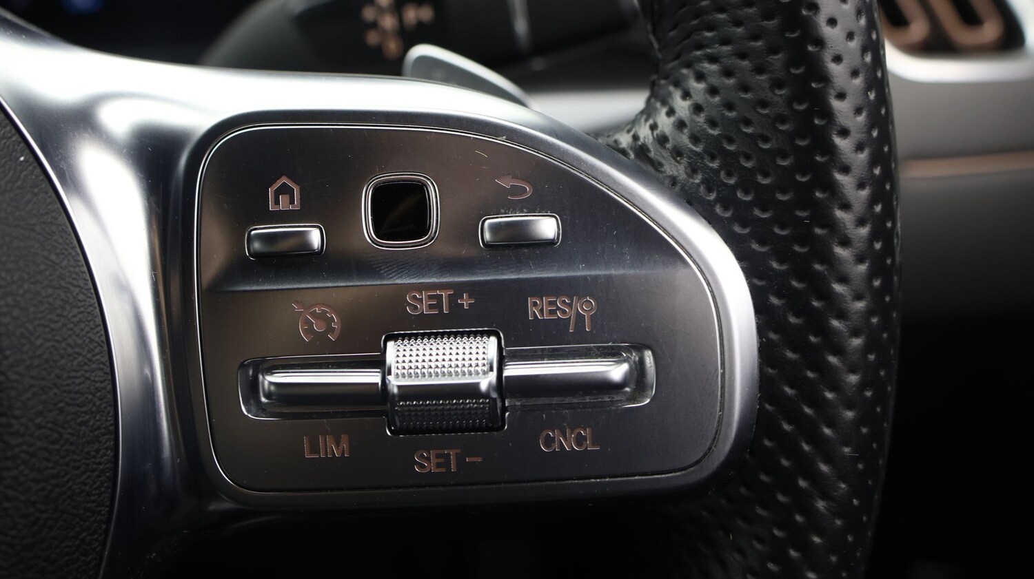 Used Mercedes-Benz EQC 2022 for sale - 77214773: Photo 21