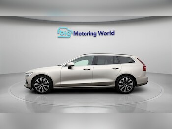 Used Volvo V60 2023 for sale - 78374719: Photo