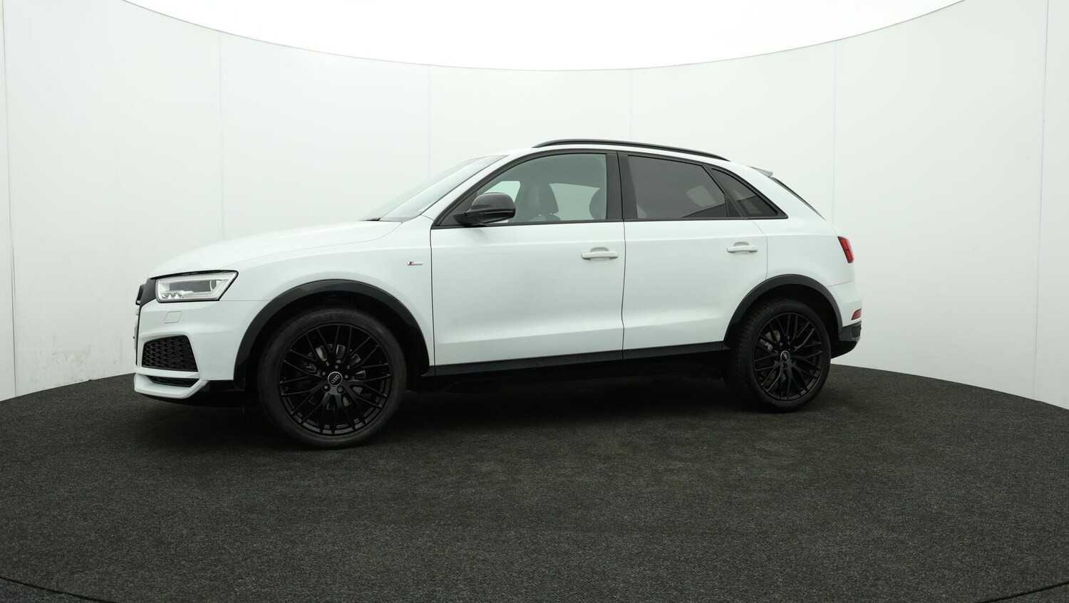 Used Audi Q3 2018 for sale - 76151342: Photo 69