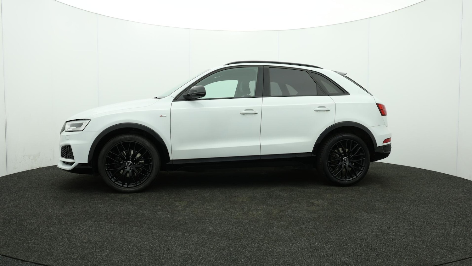 Used Audi Q3 2018 for sale - 76151342: Photo 72