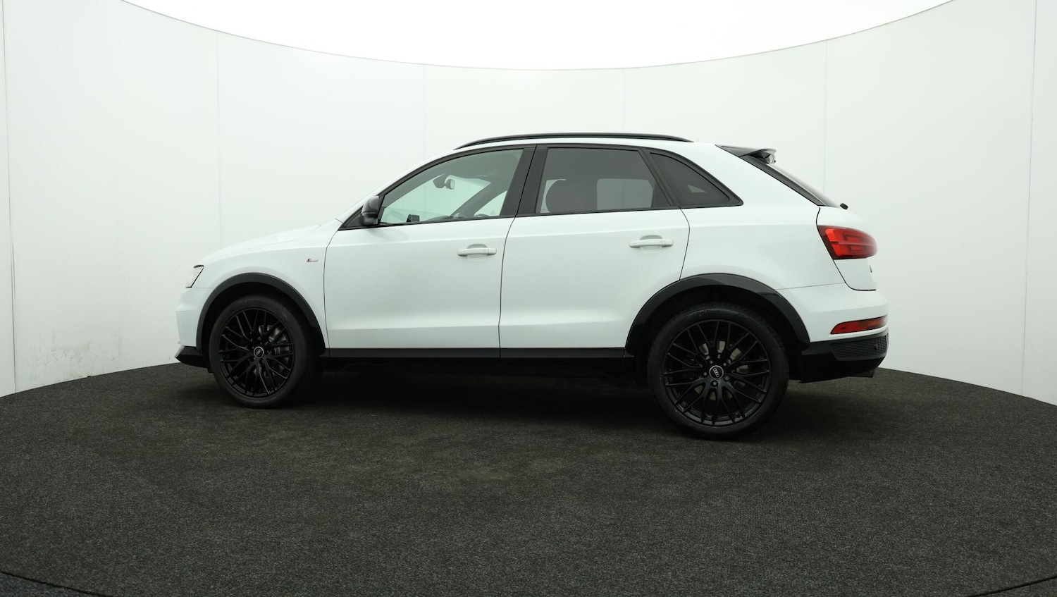Used Audi Q3 2018 for sale - 76151342: Photo 76