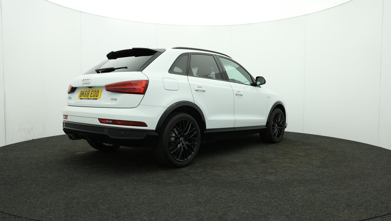 Used Audi Q3 2018 for sale - 76151342: Photo 88
