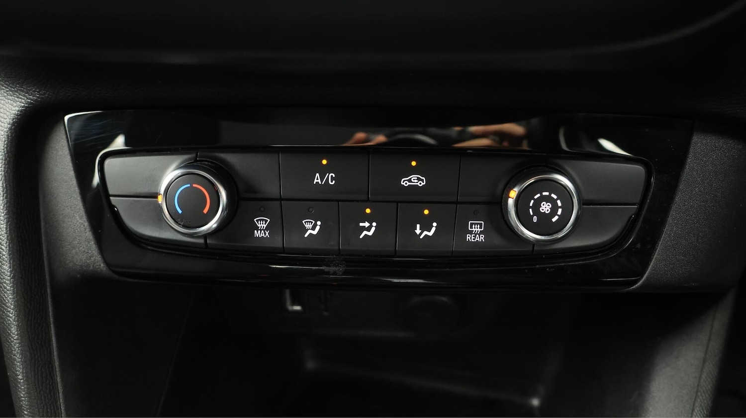 Used Vauxhall Corsa 2022 for sale - 76360263: Photo 13