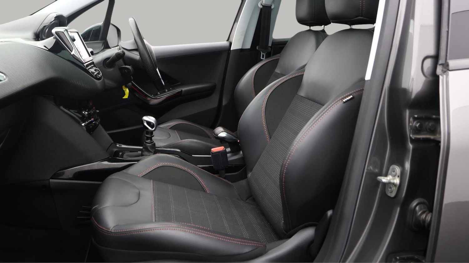 Used Peugeot 2008 for sale - 76485533: Photo 14