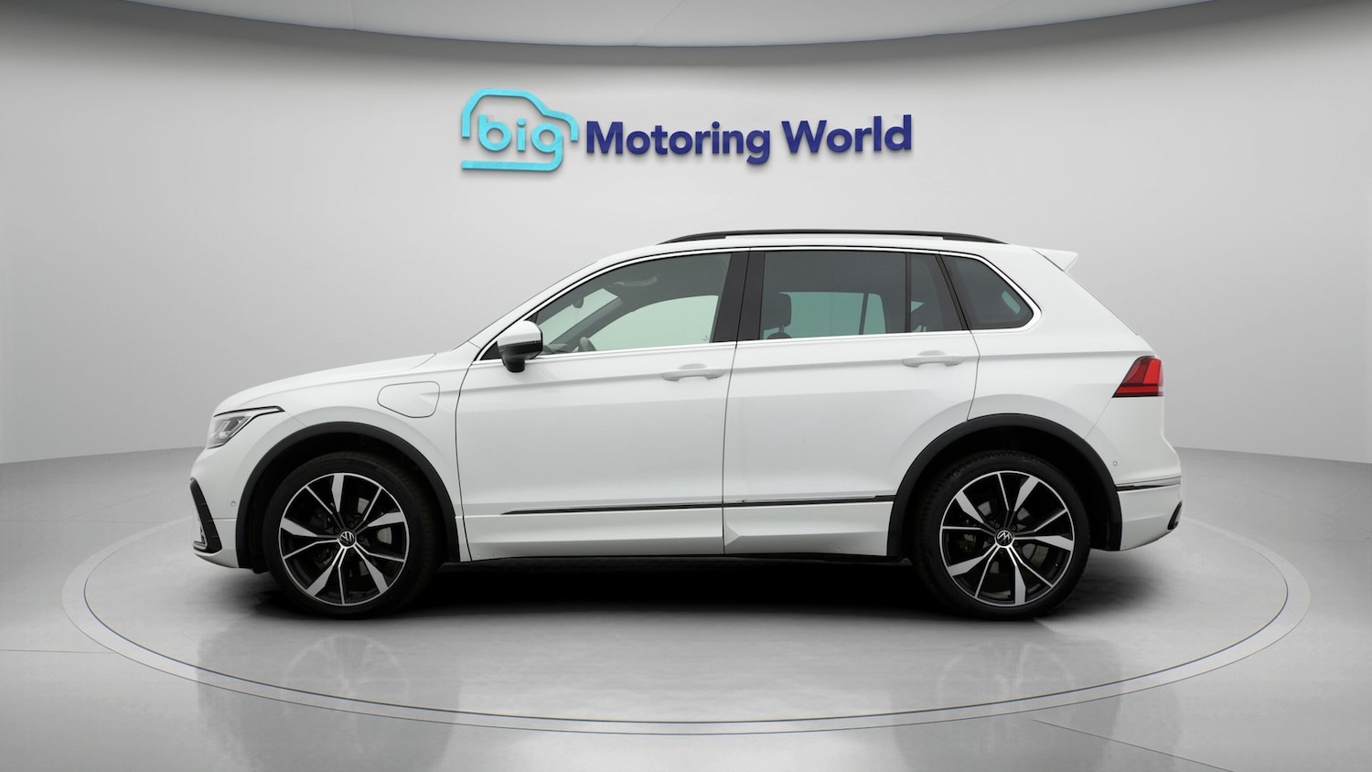 Used Volkswagen Tiguan for sale - 78149756: Photo 4