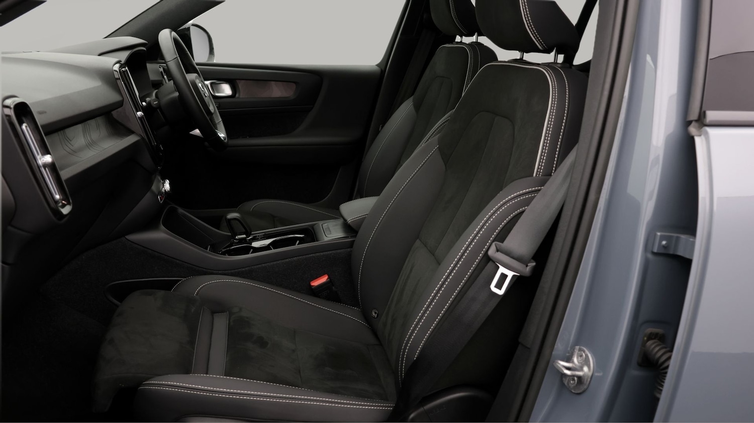 Used Volvo XC40 2022 for sale - 77681941: Photo 14