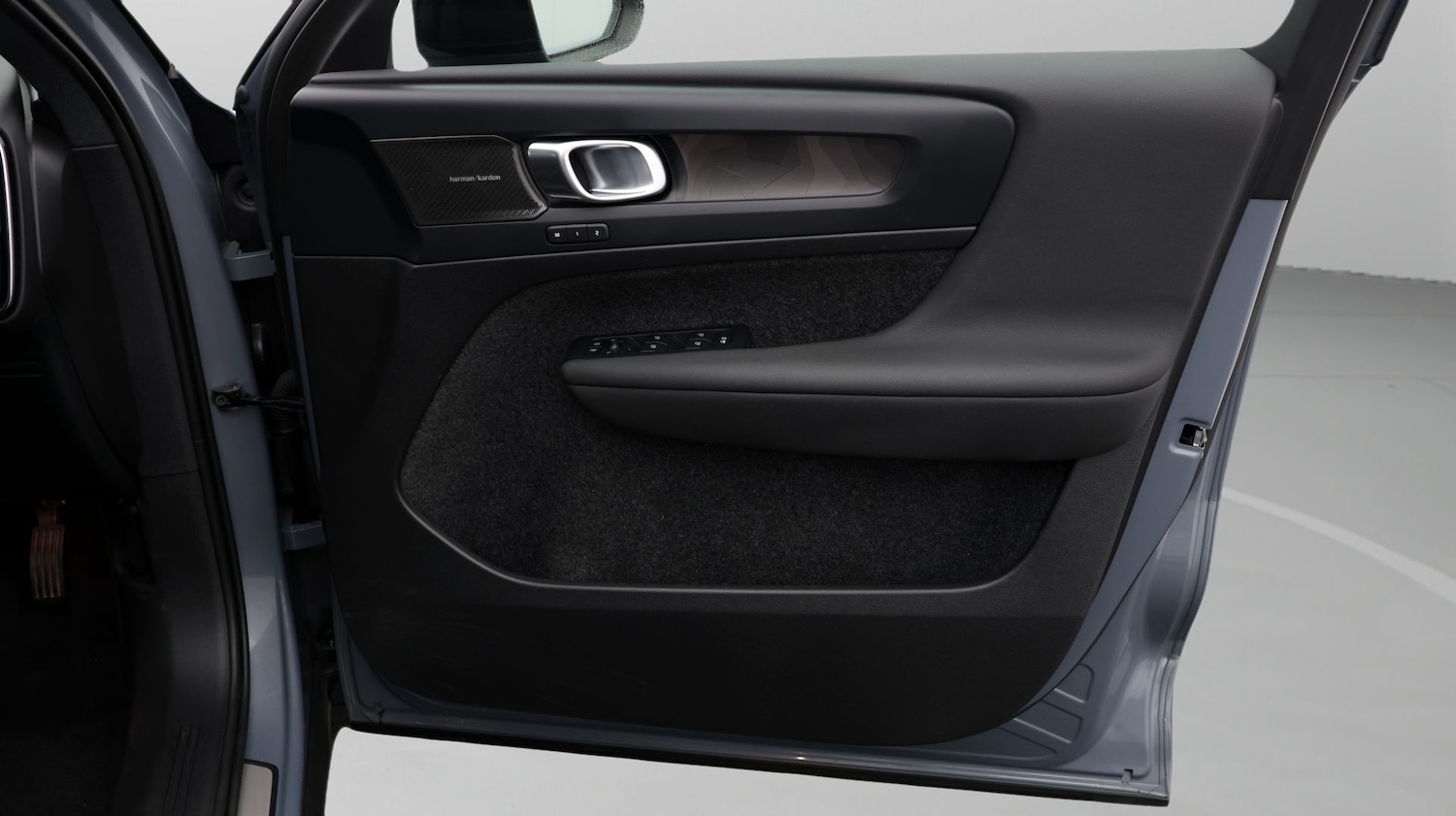 Used Volvo XC40 2022 for sale - 77681941: Photo 15