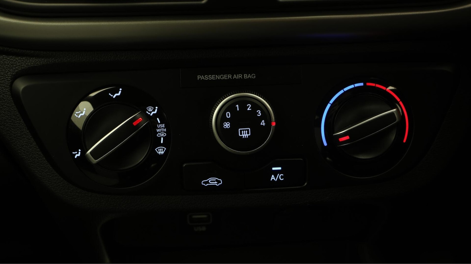 Used Hyundai i10 2020 for sale - 76380996: Photo 12