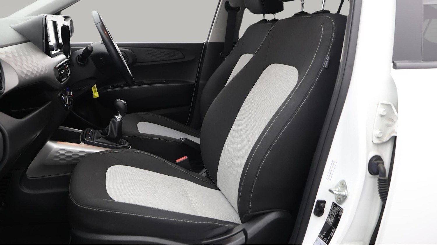 Used Hyundai i10 2020 for sale - 76380996: Photo 14