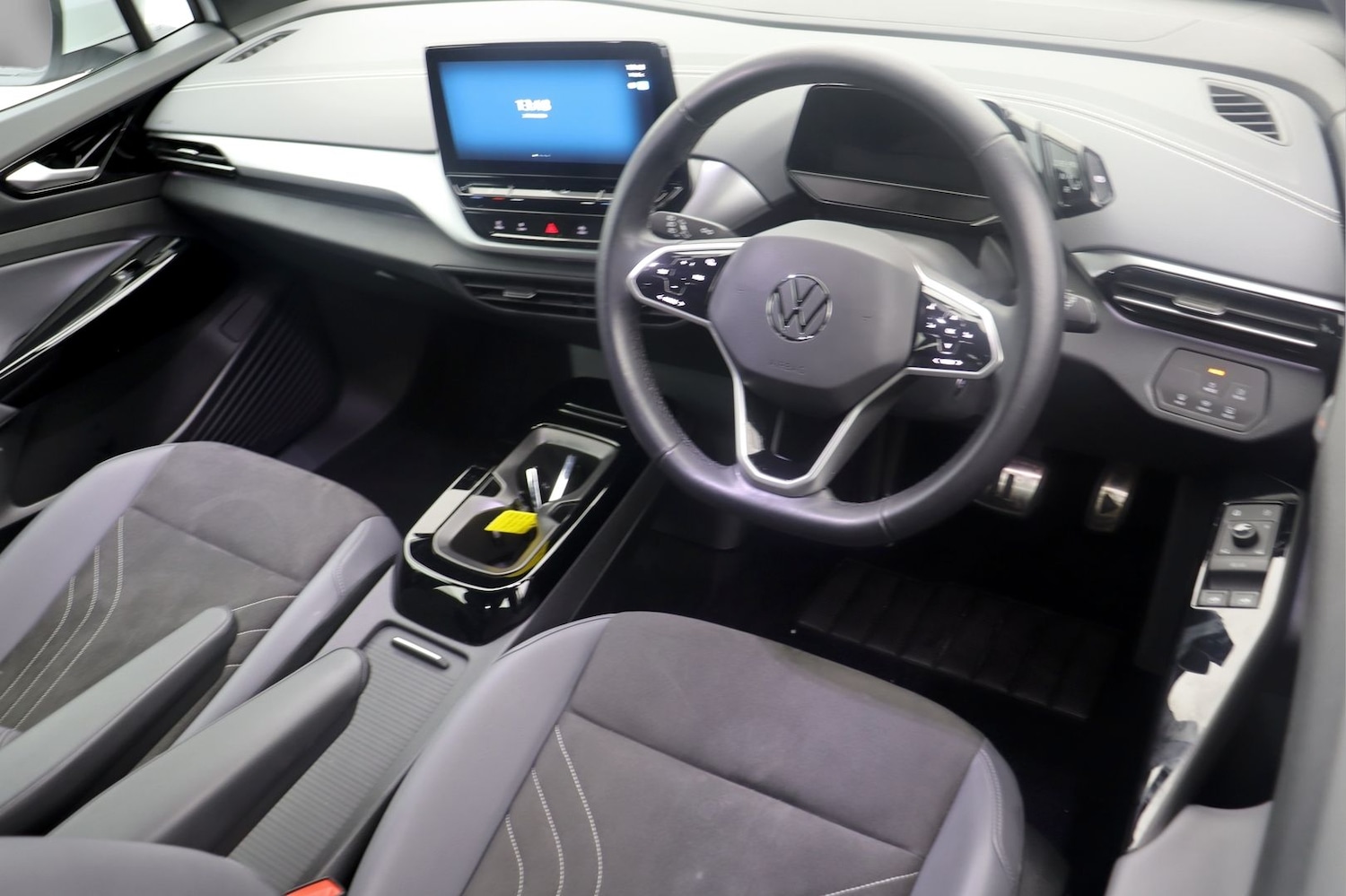 Used Volkswagen ID.4 2023 for sale - 77343723: Photo 9