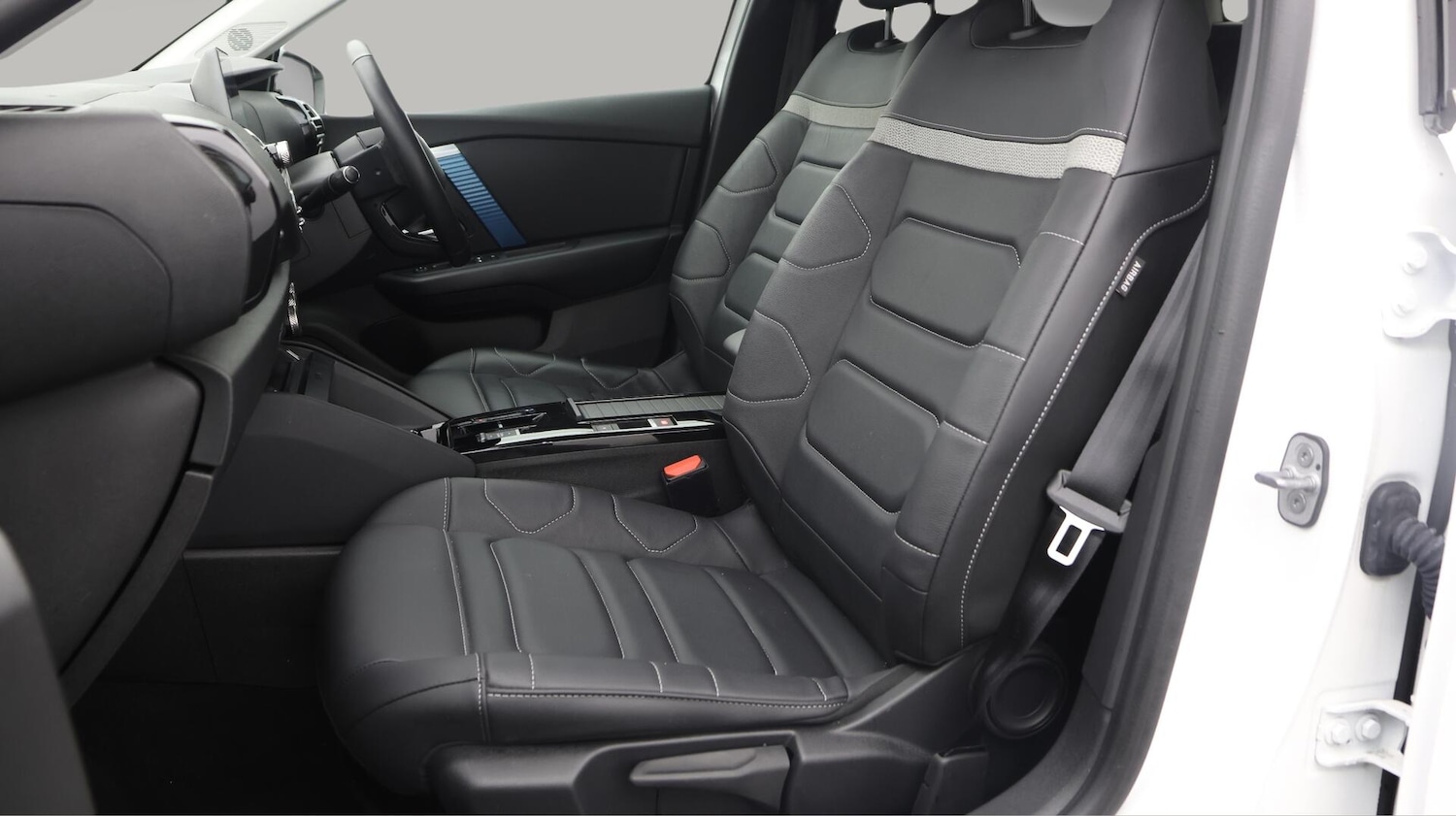 Used Citroen C4 2022 for sale - 76512993: Photo 15