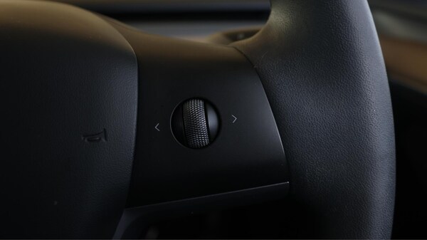 Used Tesla Model Y 2022 for sale - 76123050: Photo 24