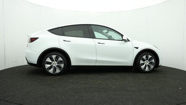 Used Tesla Model Y 2022 for sale - 76123050: Photo 42