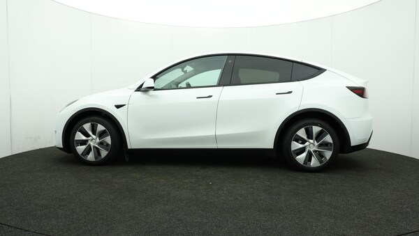 Used Tesla Model Y 2022 for sale - 76123050: Photo 74