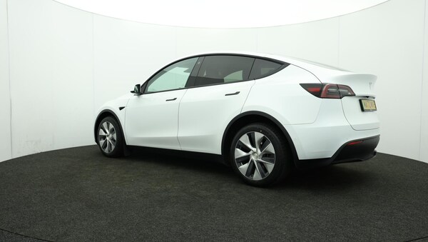 Used Tesla Model Y 2022 for sale - 76123050: Photo 79
