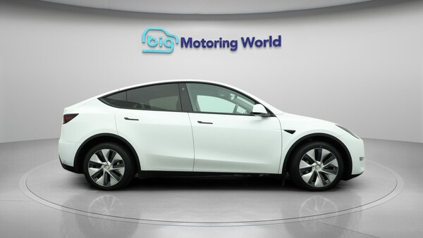 Used Tesla Model Y 2022 for sale - 76123050: Photo 9