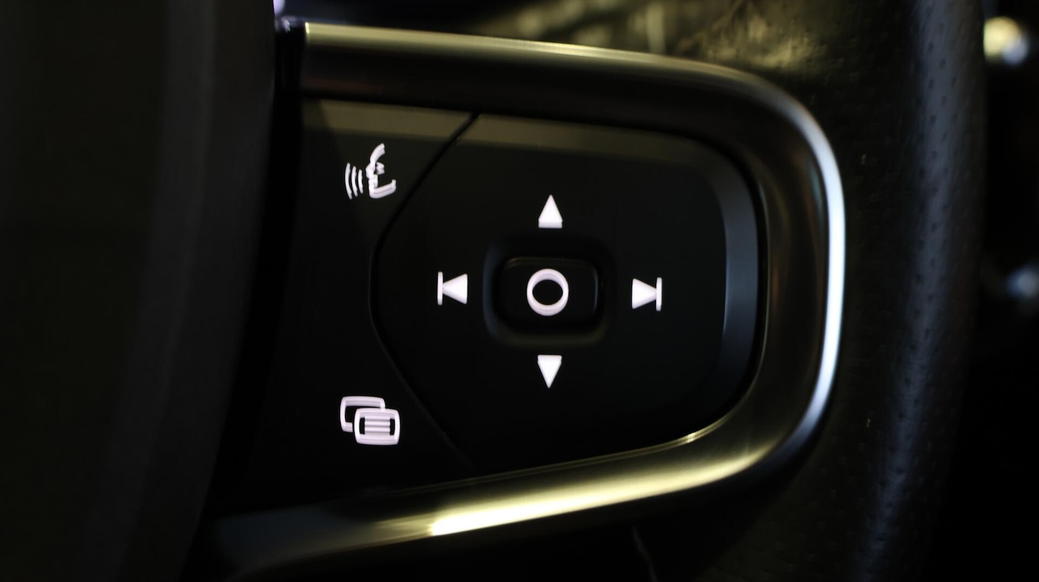 Used Volvo XC40 2020 for sale - 76433089: Photo 24