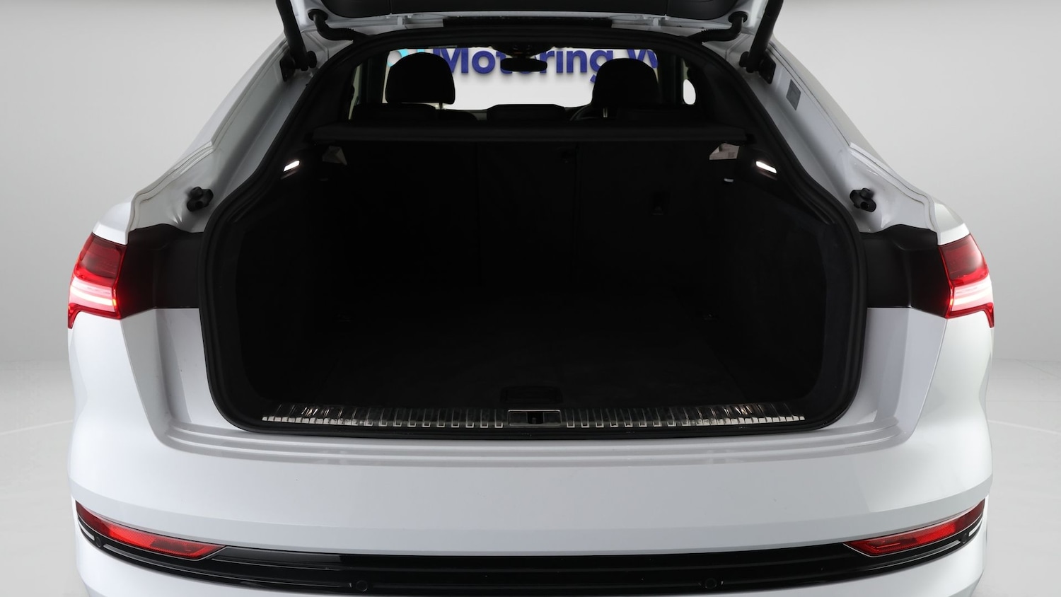 Used Audi e-tron 2022 for sale - 77610577: Photo 17