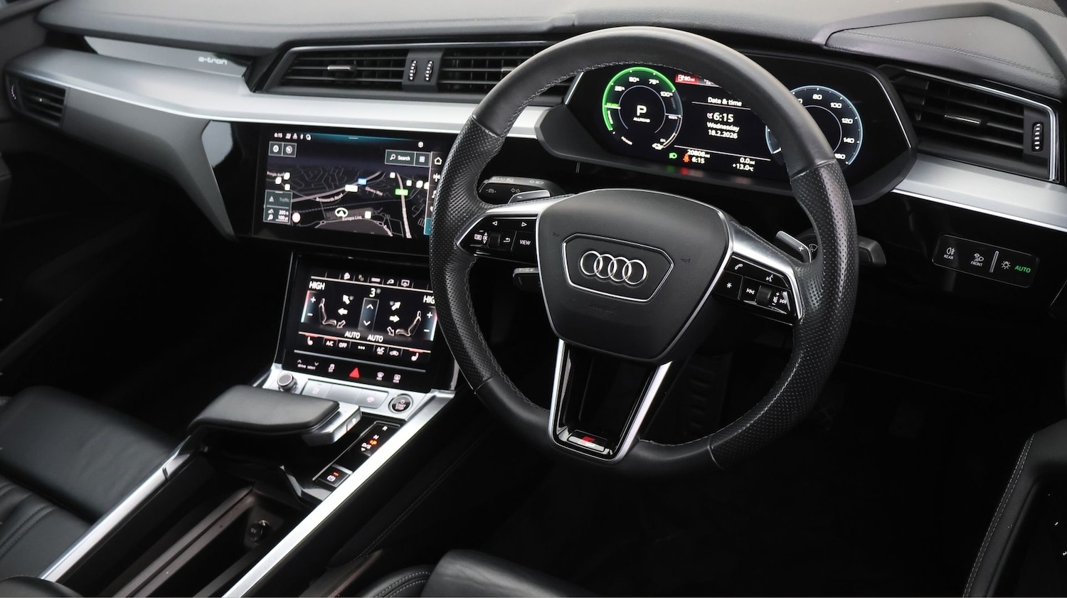 Used Audi e-tron 2022 for sale - 77610577: Photo 9