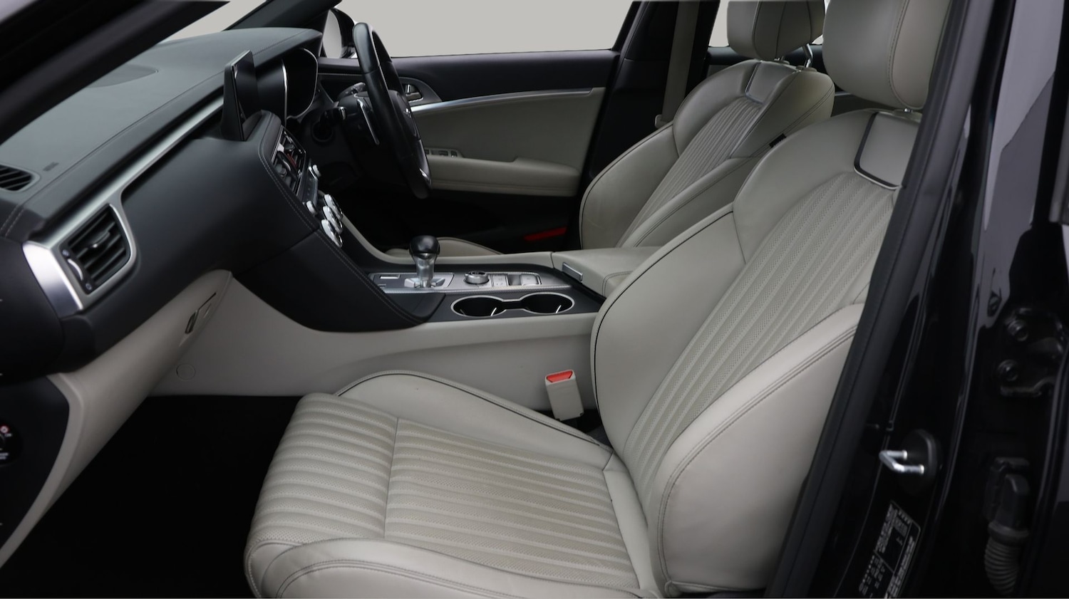 Used Genesis G70 2022 for sale - 77963022: Photo 14