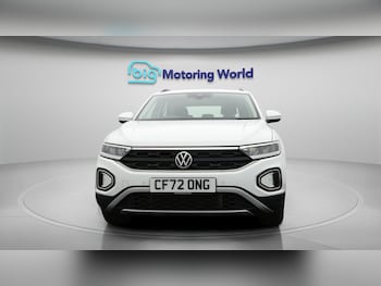 Used Volkswagen T-Roc 2023 for sale - 78344146: Photo