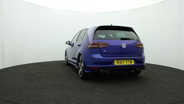 Used Volkswagen Golf 2017 for sale - 76136942: Photo 10