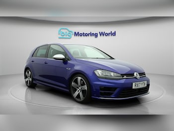 Used Volkswagen Golf 2017 for sale - 76136942: Photo 2