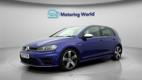 Used Volkswagen Golf 2017 for sale - 76136942: Photo 4