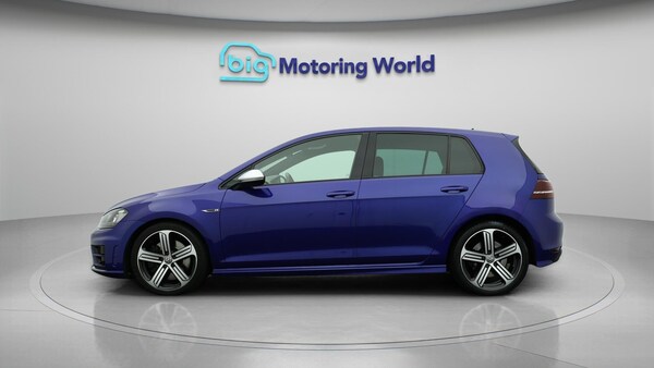 Used Volkswagen Golf 2017 for sale - 76136942: Photo 5