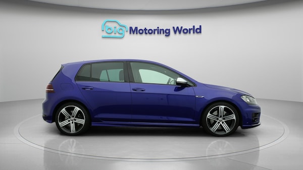 Used Volkswagen Golf 2017 for sale - 76136942: Photo 9
