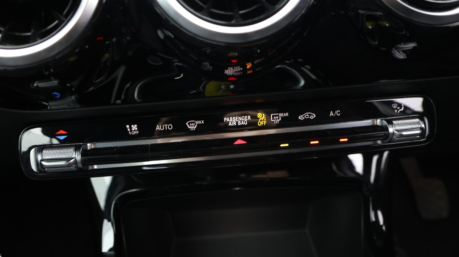 Used Mercedes-Benz A-Class 2020 for sale - 76431983: Photo 13