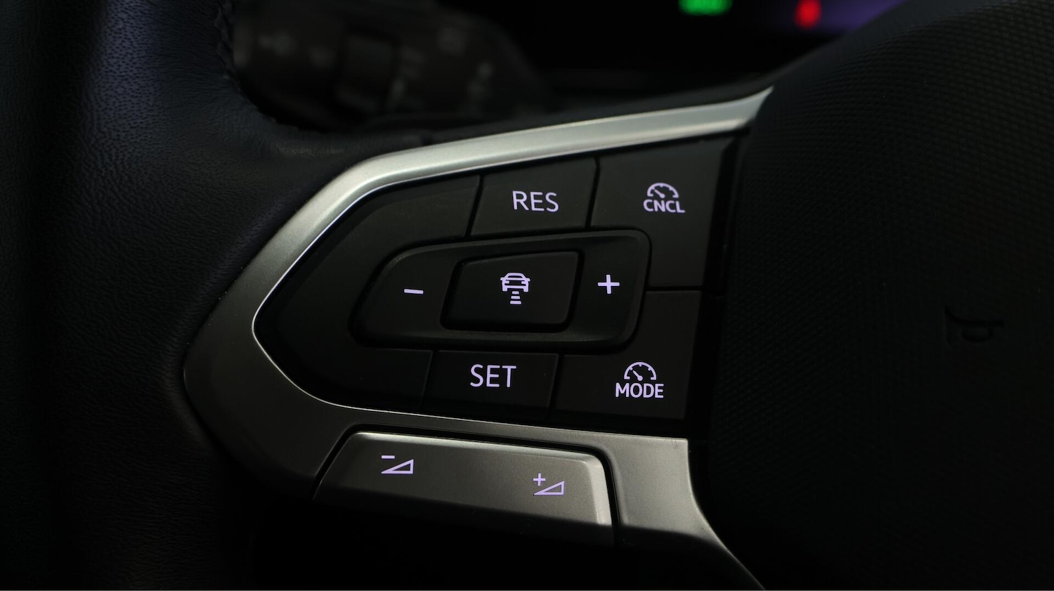 Used Volkswagen Tiguan 2024 for sale - 76151772: Photo 24