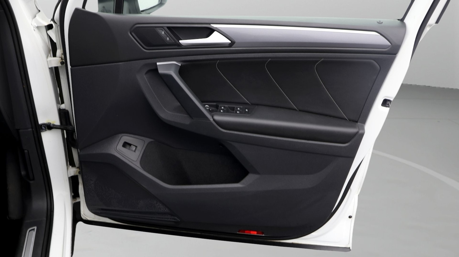 Used Volkswagen Tiguan 2019 for sale - 77311249: Photo 15