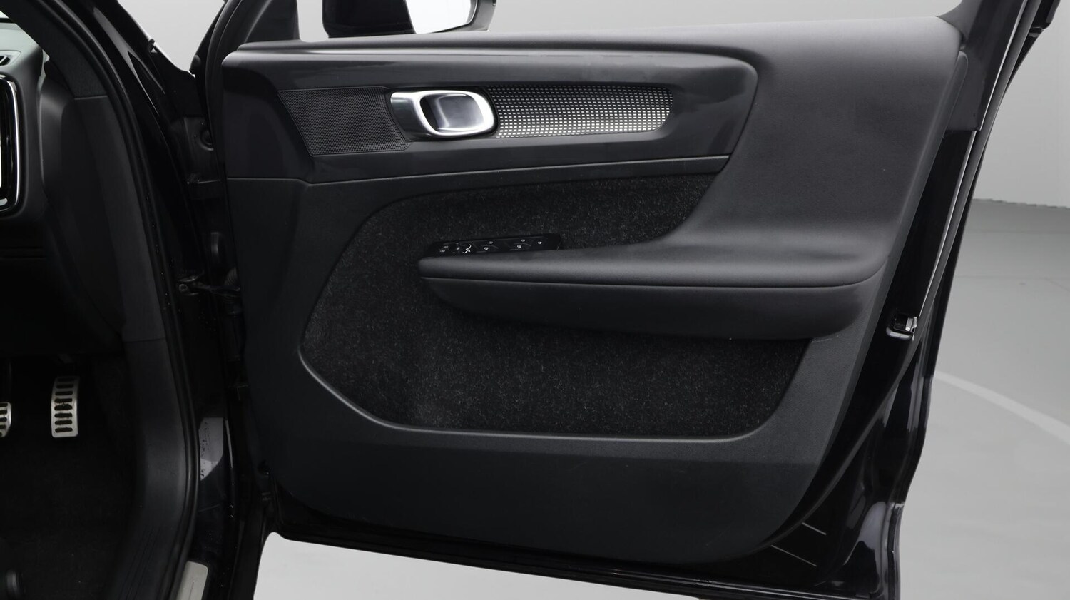 Used Volvo XC40 2021 for sale - 76485746: Photo 16