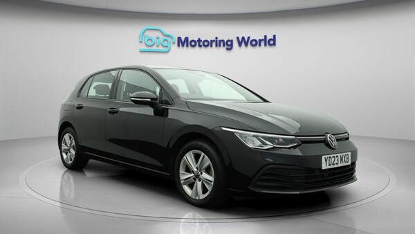 Used Volkswagen Golf 2023 for sale - 76227444: Photo 2