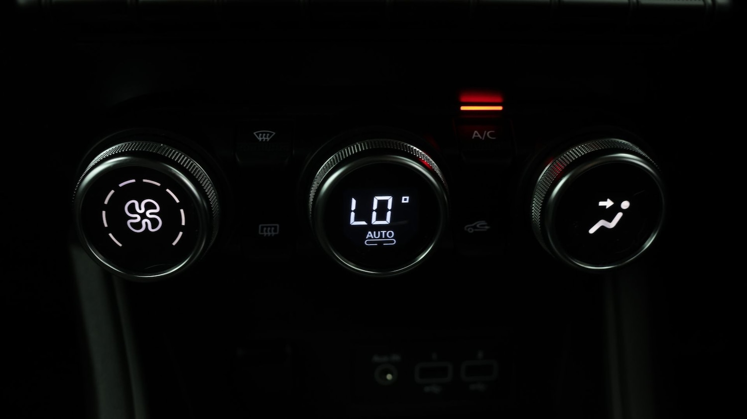 Used Renault Captur 2023 for sale - 77990440: Photo 12